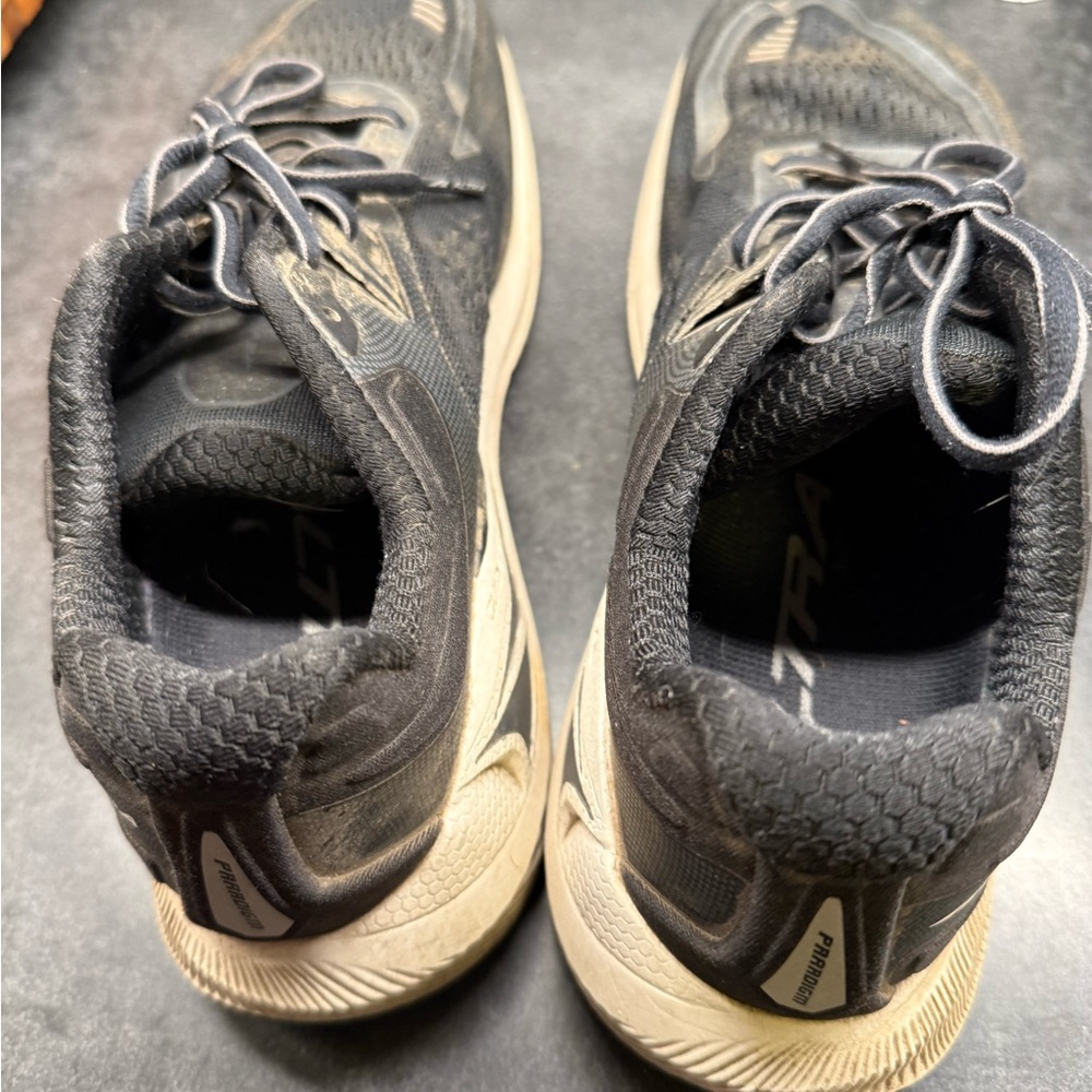 Altra Black Paradigm- yard shoes - Picture 3 of 4
